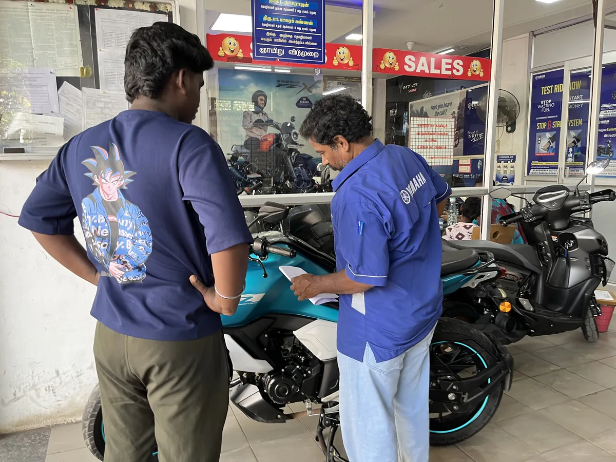 Alagendran Yamaha Authorized Service Center Arapalayam Madurai Interior