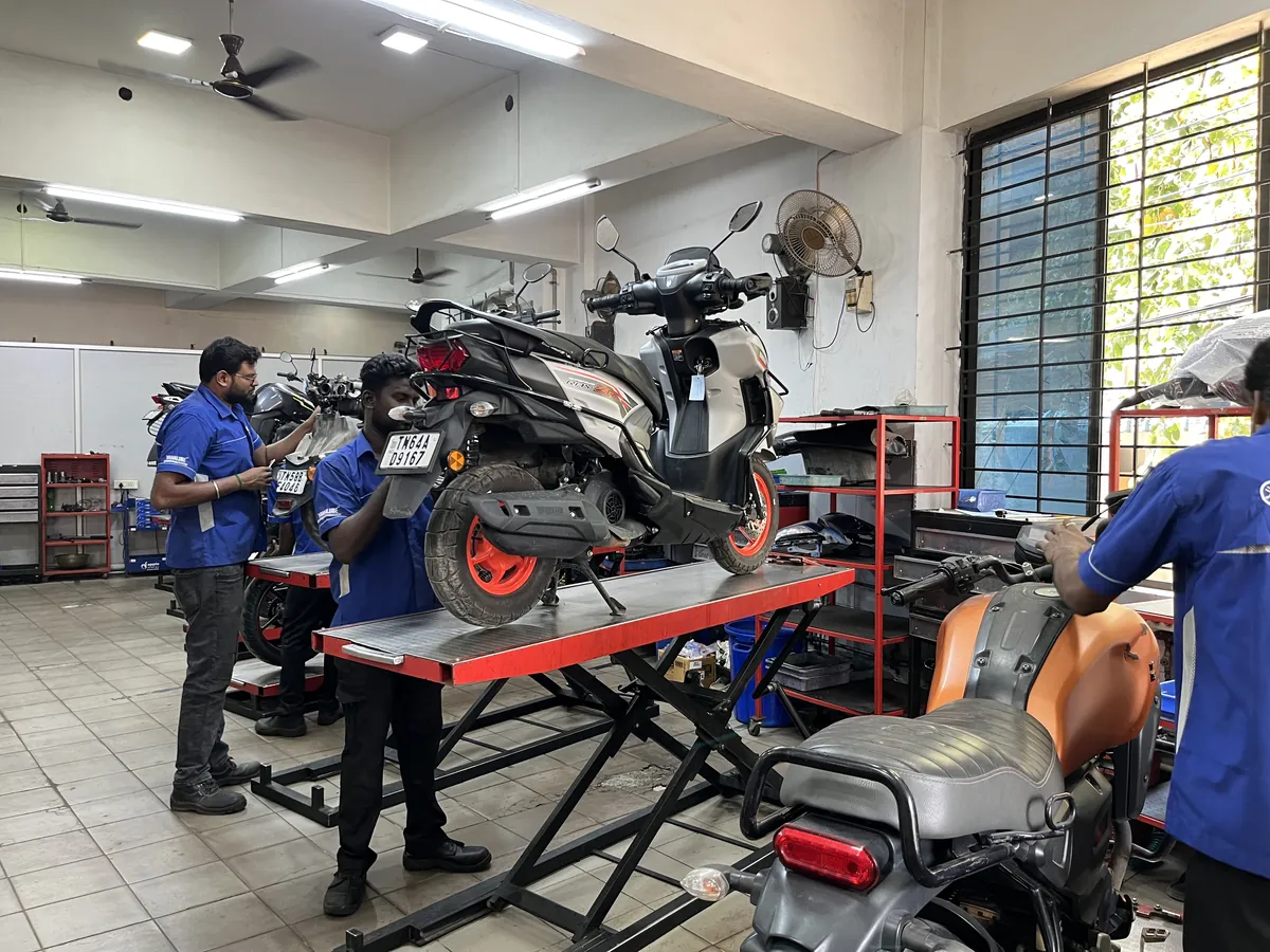 Yamaha Service Center Madurai Interior Premium
